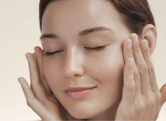 Glass Skin: hoe u op natuurlijke wijze een stralende en perfecte huid bekomt