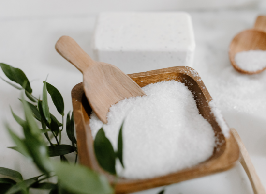 Dermatologen herontdekken de weldaden van zout voor de huid.