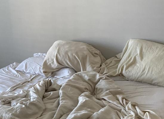 De voordelen van slaap voor de huid en de algemene gezondheid